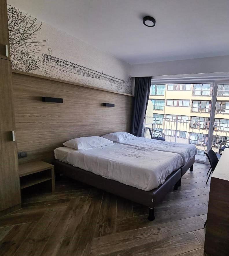 Hotel Sandeshoved Zeedijk Nieuwpoort Eksteriør bilde
